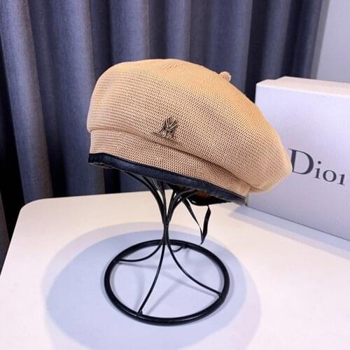 2021 thin metal label beret hat womens fashion Korean version of the net red British retro art painter hat beanie