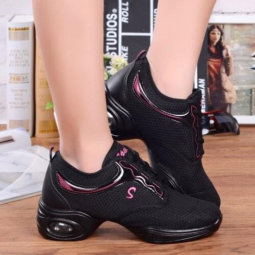 New Dancing Shoes For Women Black Sports Feature Modern Dance Jazz Shoes Soft Outsole Breath Dance Female Practice Sneakers