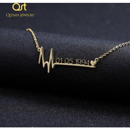 Name Necklace Heart Shaped Heart beat Necklace Lockbone Chain Pendant Necklace Female Retro Necklace Jewelry Accessorie Gift