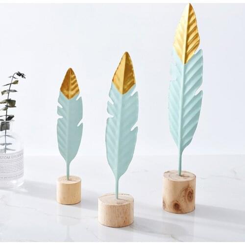 Garden Miniature Figurines Creative Fashion Home Decoration Accessories Creative Modern Feather Wooden Decorations Table Fairy