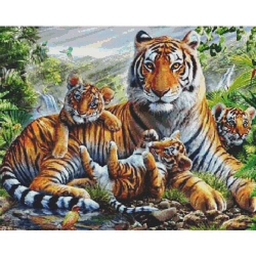 Tiger 5D DIY Full Round cartoon diamond painting Diamond Embroidery Christmas Mosaic Cross Stitch Home Wall Decor