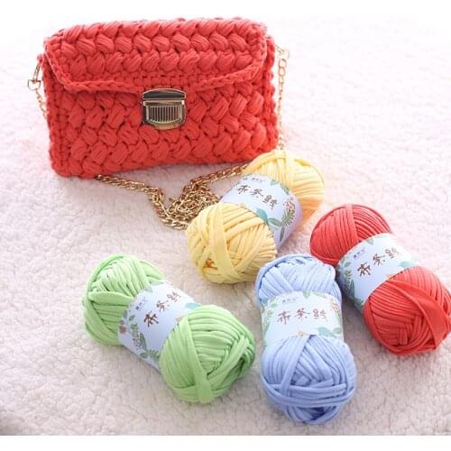 Cloth thread hand-woven hook bag cushion floor mat storage basket crochet hand-knitted medium and thick wool factory wholesale