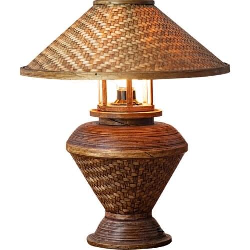 Unique Bamboo Table Lamp Living Room Bedroom Bamboo Art Bedside Lamp Thai Style Hotel Club Retro Creative Decoration Table Light