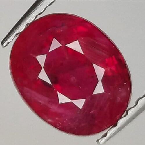 2.16ct Ruby oval cut 7.9x6.4mm