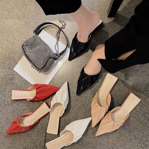 2020 Outer Wear Closed-toe Semi-Slipper Womens Summer Wrinkle Pointed-Toe Lazy Flat Sandals Mules Shoes