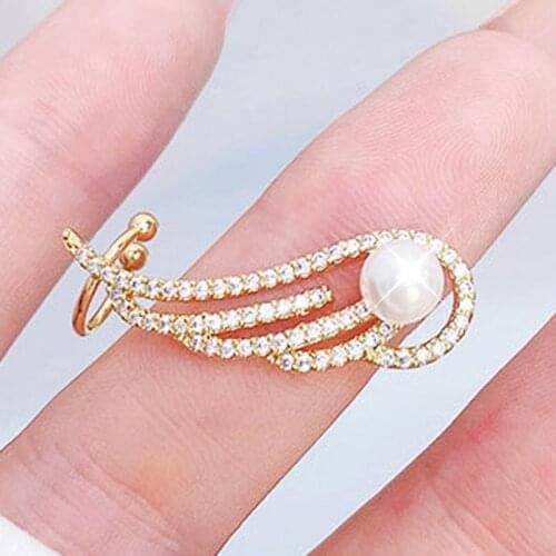 JUWANG Angel Wing Inlay Shine Zircon Earrings For Women Charm Exquisite 2021 Trend Temperament Earrings 2021 Fashion Luxury Gift