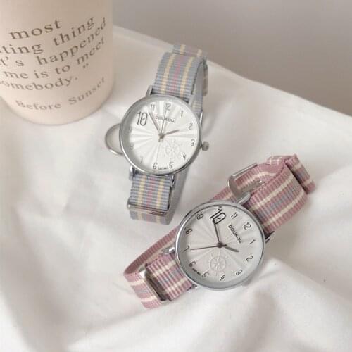Fashion Stripe Women Watches Simple Number Gear Dial Design Ladies Quartz Wristwatches Casual Pink Nylon Strap Woman Watch Hours