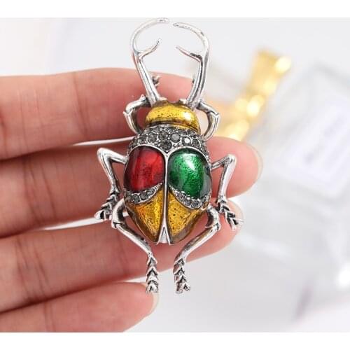 Fashion Retro Alloy Enamel Beetle Brooch Insect Pin Men and Women Clothes Scarf Jewelry Accessories 3 Colors