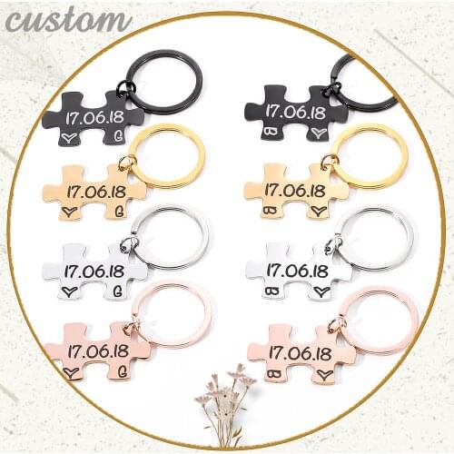 Customized Date Initials Keychains Couple Stainless Steel Keyring Gifts for Husband Wife Boyfriend Girlfriend Key Chains Holder