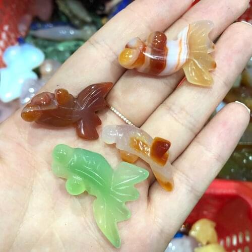 Natural cherry agate stone carving lovely goldfish decorations