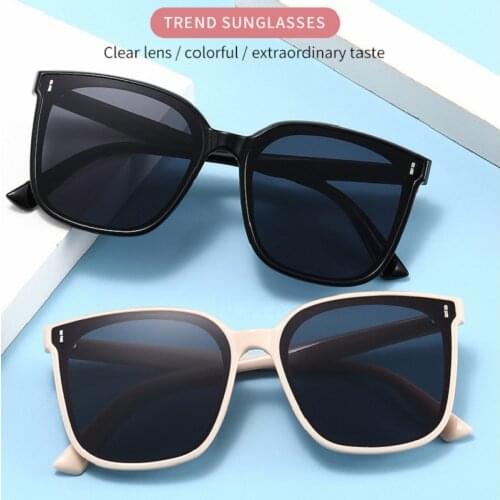 Classic Vintage Square Sunglasses Women Oversized Sunglasses Women Men Retro Black Luxury Sun Glasses Goggle Oculos UV400