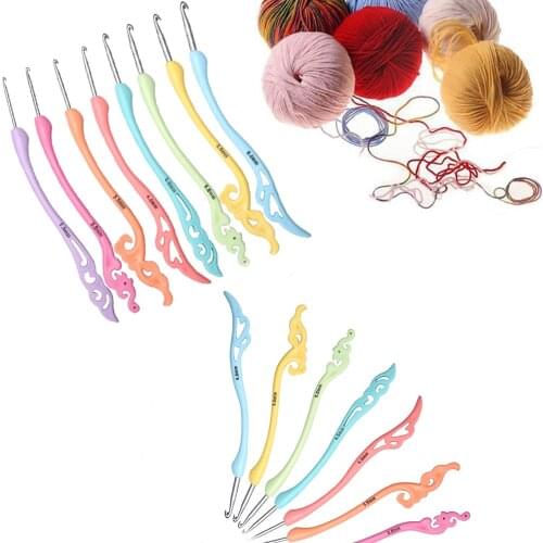 8Pcs ABS Colorful Vintage Carved Aluminum Crochet Hooks Fancy Soft Handle Knitting Needles Set Sweater Scarves Weaving Yarn Tool