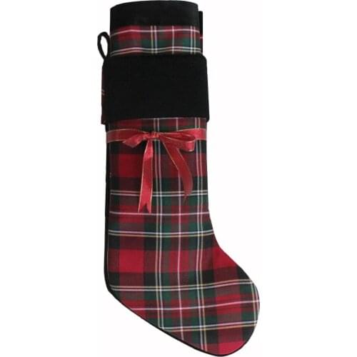 New Design Gift Set 1pc table runner with 2pcs Christmas Stocking Plaid Check Table set Red Color P4683