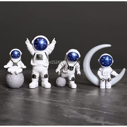 Astronaut Small Decorations Desktop Astronaut Living Room TV Cabinet Childrens Room Decoration Home Decoration Furnishings
