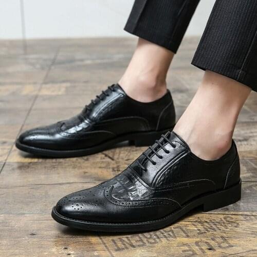 Mens Leather Flat Shoes Spring and Autumn All-match Men Fashion Lace-up Dress Business Shoes Suits British Casual Oxfords Shoes