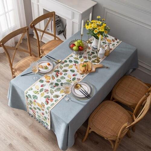 Fashion Jacquard European Style Chenille Tassel Square Tablecloth Long Strip Home Decoration Towel Party Wedding Table Runner