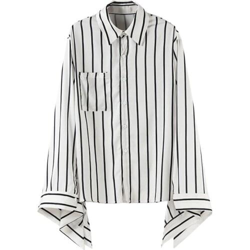 Saliency Tide Brand 2020 Autumn and Winter New Design Sense Tops Personality Horn Long Sleeve Chic Striped Shirt Women Loose