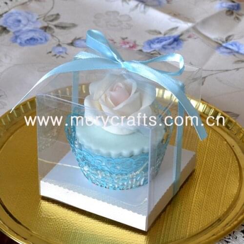 100pcs of clear pvc cupcake packaging boxes 9*9*9cm with inserts and cupcake wrappers and ribbons