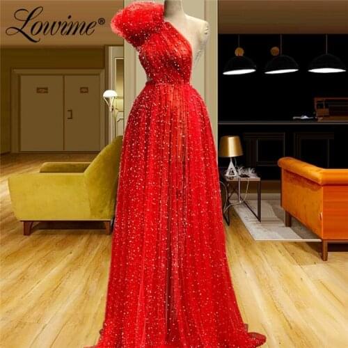Customized Pearls Beading Prom Dresses 2021 Red Arabic Party Gonw Open Back Long A Line High Split Side Evening Dress Robes