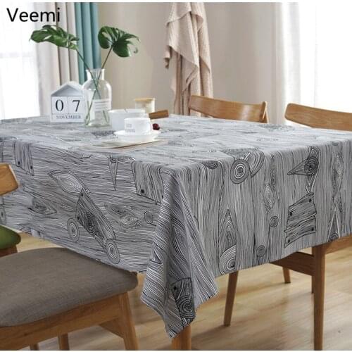 Veemi New Year Tablecloths On The Table