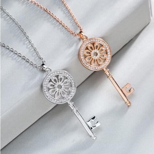 Key sweater chain long 2020 new casual simple autumn and winter high-grade decorative sweater necklace accessories