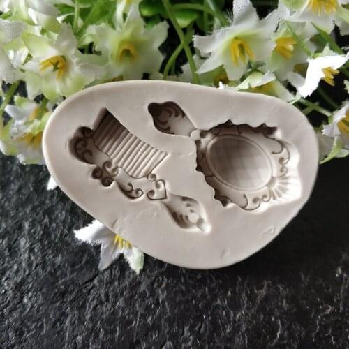 Exquisite High Quality Comb Mirror Shape Cake Decoration Silicone Mold DIY Baking Tools