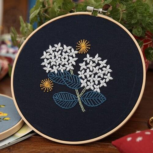 DIY Embroidery Starter Kit Pre Printed Needlework Flower Pattern Color Threads With Embroidery Hoop Threads With Embroidery Hoop