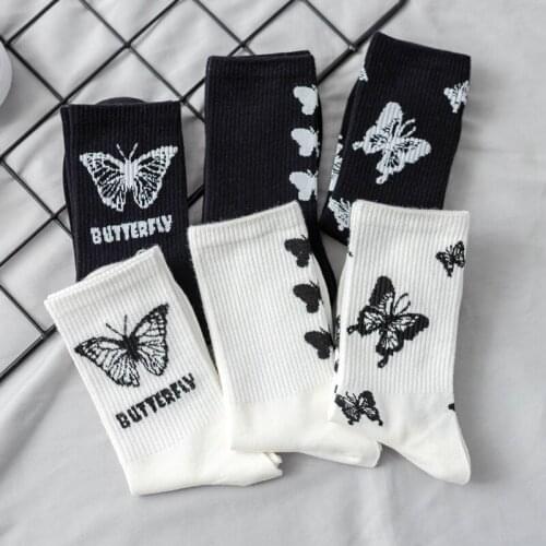 Japanese Cotton Butterfly Black White Hip Hop Style Breathable Mid Tube Socks Skateboard Socks 1Pair Soft Long Sock for Men
