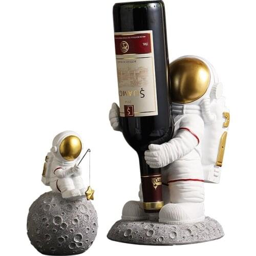 Nordic Astronaut Small Ornaments Wine Rack Spaceman Resin Craft Miniature Figurines Fairy Garden Furnishing Articles Home Decor
