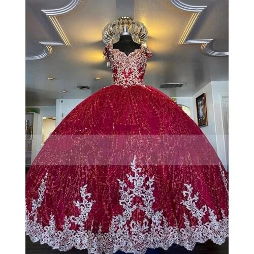 Red Beaded Ball Gown Quinceanera Dresses Gold Appliques Sweet 16 Dress Pageant Gowns vestido de 15 anos años quinceañera