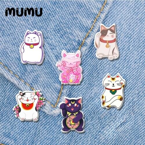 2021 New Lucky Cat Lapel Pin Cartoon Animal Acrylic Brooches Handmade Lapel Pins Epoxy Jewelry Shirt Bag Badge