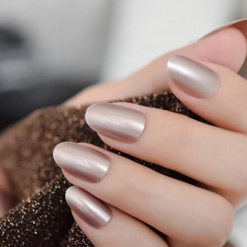 New Fashion Champagne Metallic Feel False Nails Tips Pearl Light Brown Full Cover Artificial Fake Nail for Home Office