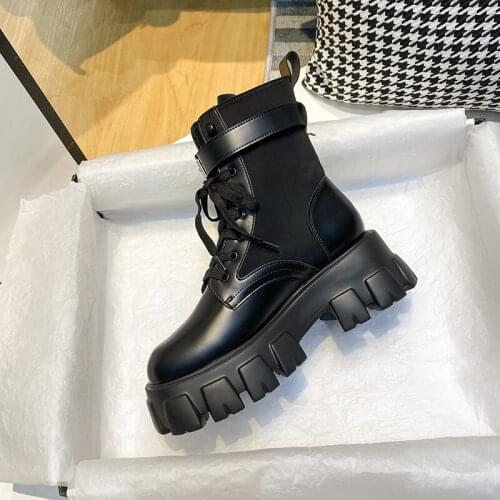 Womens Autumn Boots Black Punk Ankle Thick Boots Punk Motorcycle Lace Up Belt Buckle Pockets Designer Boots Women Womens Shoes
