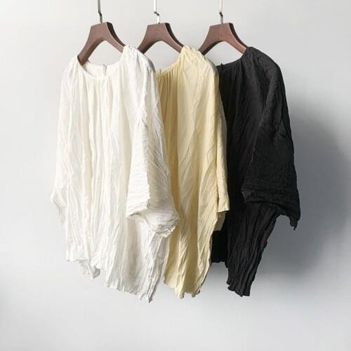 100% Silk Women O-Neck Pleated T Shirt Ladies Short Sleeve Loose Tee Tops Female Clothes Wild Stylish 2021 New