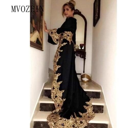 Black V Neck Long Sleeves Evening Dresses 2019 New Arrival Gold Appliques Holiday Wear Formal Party Prom Gowns Plus Size
