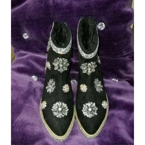 New autumn and winter hand-sewn rhinestone flowers fashion black Hong Kong pointed toe increase womens boots snow boots