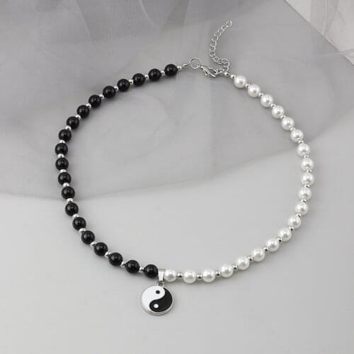 New Arrival Hip Hop Jewelry Necklace for Women Black and White Pearl Ethnic Yin and Yang Pendant Necklace Jewelry for Girls