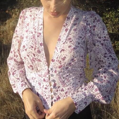 100% Silk 2021 Spring and Summer New Wisteria Vine Floral Retro Lantern Sleeve V-neck All-match Tunic Shirt