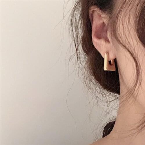 XIYANIKE Irregular Punk Earrings Alloy Simple Summer New Fashion Lock Shape Golden Stud Earrings Hollow Geometry Jewellery Lady