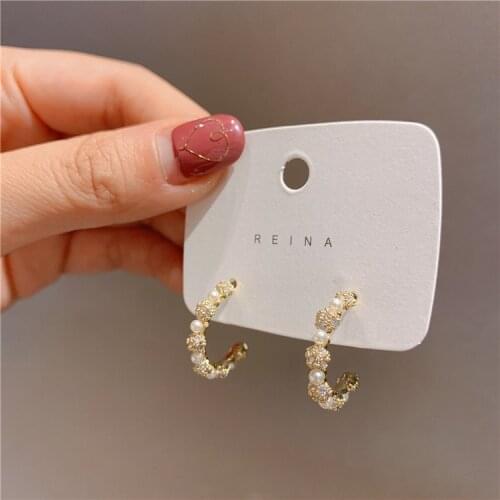 Trendy C Shaped Temperament Earring 2020 Korean New Imitation Pearl Crystal Small Earrings For Women Boucle D'oreille