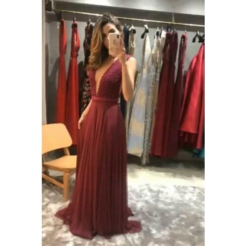 Sexy Deep V-Neck A-Line Long Beaded Burgundy Chiffon Evening Dresses Pleated Floor Length Zipper Formal Party Dress for Women