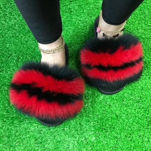 Women New Fluffy Fur Slides Summer Casual Plush Flip Flops Luxury Furry Slippers Fluffy Sandals Fluffy Fur Slippers Wholesale