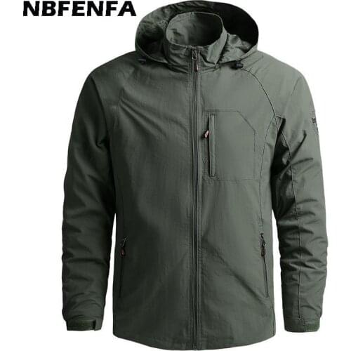 Men Jackets Outdoor Hooded Coats Sport Waterproof Male Outwears Windbreaker Windproof Spring Autumn Jacket Clothing Men LX007
