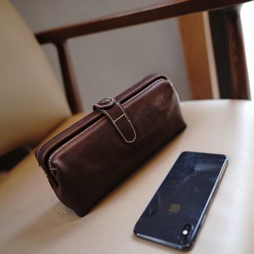 2021 New Top Quality Designer Luxury Women Cowhide Clutch Large Capacity Simple Retro Cosmetic Storage Mobile Phone Coin Purse