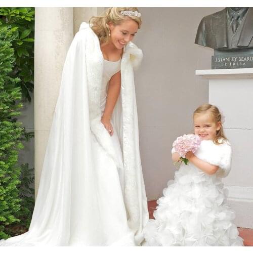 Cheap Bridal Cape Ivory Stunning Wedding Cloaks
