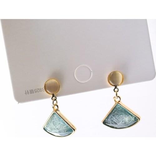 Popular jewelry wholesale temperament simple blue ice crystal fan-shaped wild earrings womens fashion new earrings Oorbedels