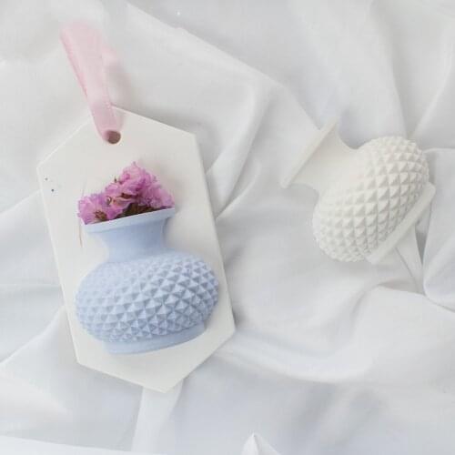 Car Aromatherapy Gypsum molds Aromatherapy Candle Vase Mould Pendant Car Decoration Aromatherapy plaster mold