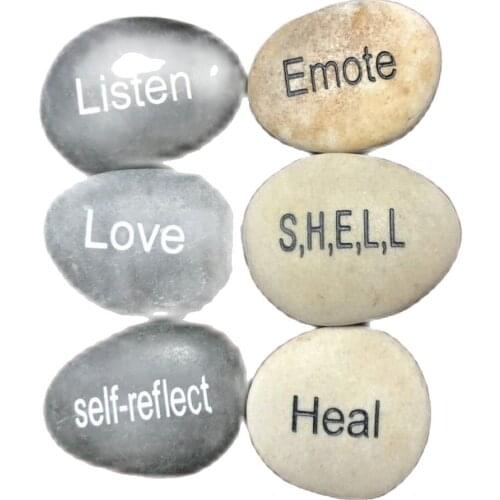 Craft Fashionable engraved Polished natural Loose letter pebble stone for gift with word