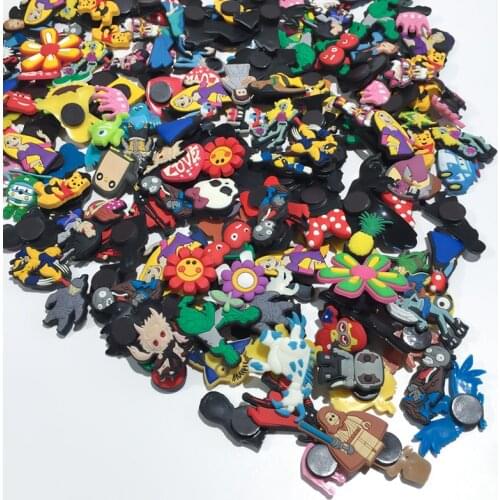 Free DHL 2000pcs Random/Not Picking Soft PVC Cartoon Fridge Magnets Cute Whiteboard Sticker Home Decor Kids Toy Gift Party Favor