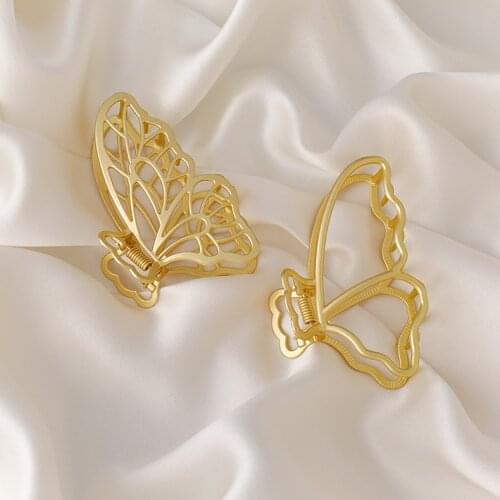 Gold Butterfly Metal Pearl Hair Claws Women Large Crab Hair Clips Elegant Party Shark Clip Catch Clip Hair Accessories Ornaments
